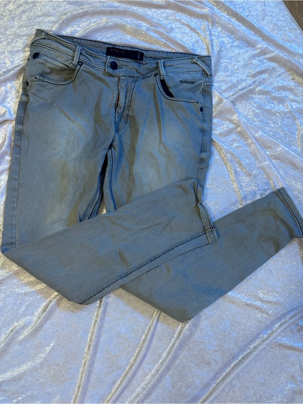 Skinny Women’s Jeans in Light Grey. Bare 91 Jeans Brand